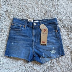 Levi shorts